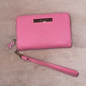 Vince Camuto Wristlet